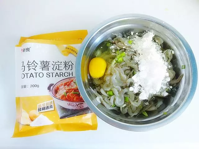 攪一攪,拌一拌,這個小蝦這麼做,幾步就做到絕對香酥,口感超棒!