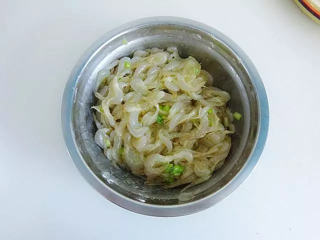 攪一攪,拌一拌,這個小蝦這麼做,幾步就做到絕對香酥,口感超棒!
