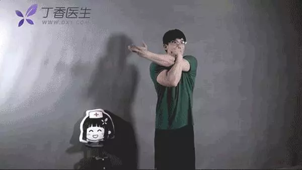 肩膀僵硬酸痛、抬不高?照這5張圖動一動,比吃藥管用!