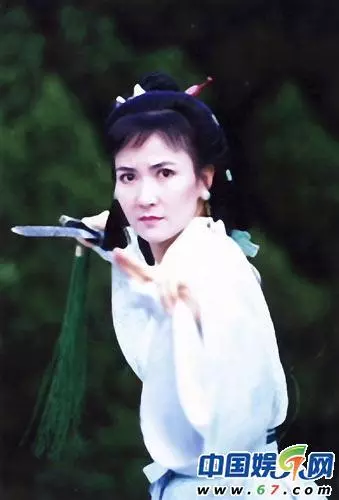 曾被有錢老男人糟蹋的清純玉女!