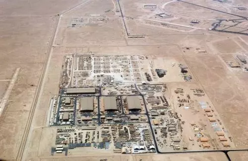 中東所有美軍基地都在飛彈射程範圍內,伊朗敢開第一槍嗎?