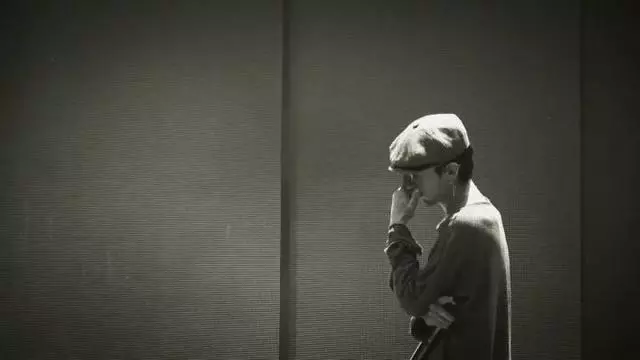 入伍還被黑,權志龍的老婆也只能瑟瑟發抖,能不能放過這孩子