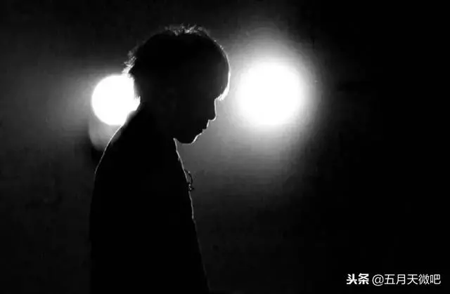 五月天阿信為梁靜茹《我的另一半》寫的序：喜歡和愛有什麼區別？