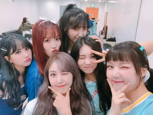 GFRIEND公司表示崔俞娜即將歸隊,12月開始正常活動!