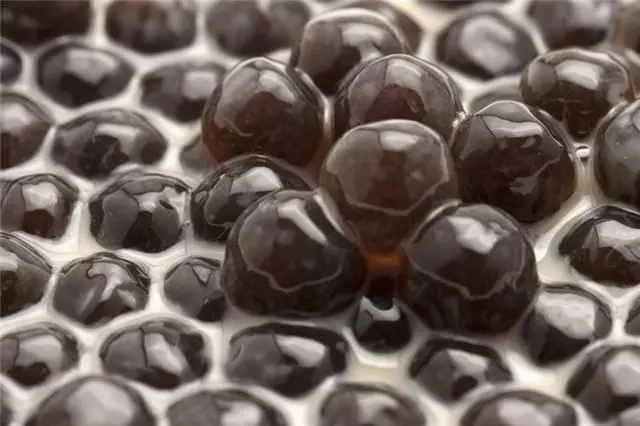 珍珠奶茶里的「珍珠」是用啥做的?其實也沒想的那麼可怕!