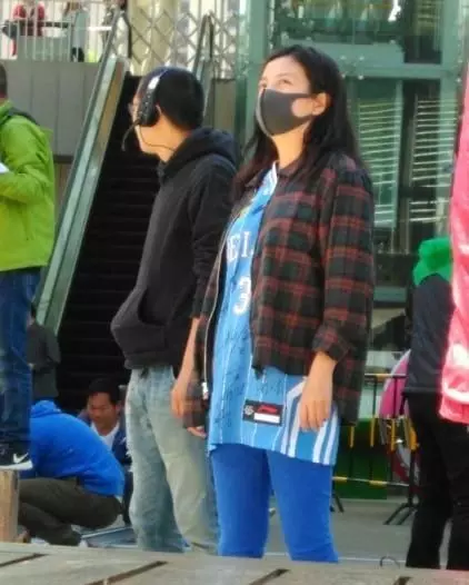 趙薇二胎終迎來一子,數十億家產後繼有人黃有龍老婆辛苦了!
