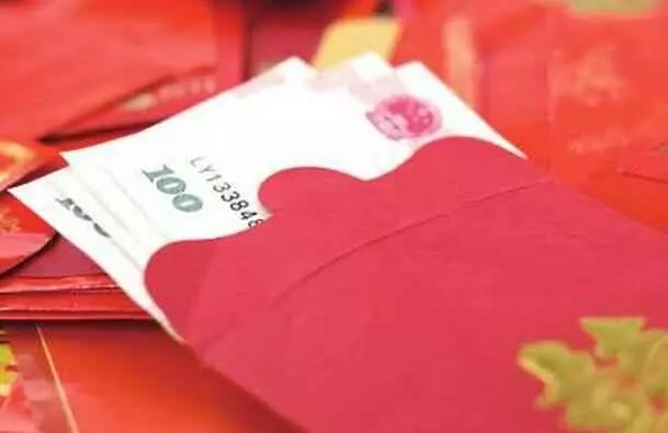 小姑子要嫁人,客廳聽到婆婆說的這句話,我把禮金從一萬降到兩千