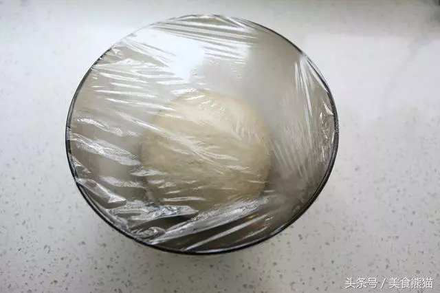 你會做雙底料披薩嗎?原來這麼簡單,一看就會,好吃還放心!