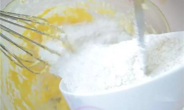 簡單易上手的蛋黃椰蓉餅,你值得擁有!