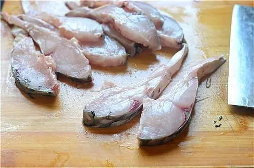 魚肉這做法最簡單,我家隔三差五就吃,不腥還特香,一上桌就吃光!