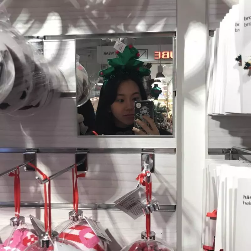 [TWICE][分享]181124 彩瑛感嘆這麼快就有聖誕節氣氛了彩詩人今年會寫出什麼文字呢