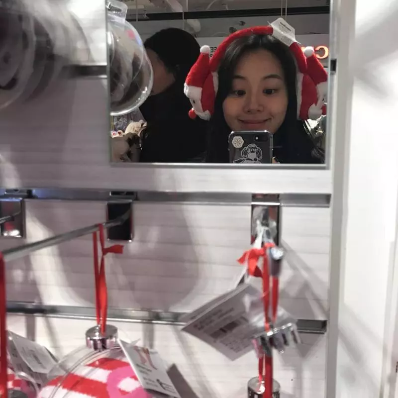[TWICE][分享]181124 彩瑛感嘆這麼快就有聖誕節氣氛了彩詩人今年會寫出什麼文字呢