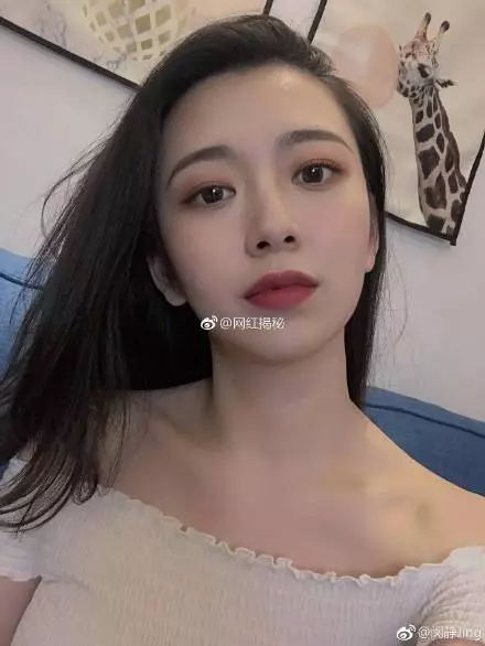 七舅腦爺閔靜什麼關係情侶嗎為何鬧翻?閔靜是誰