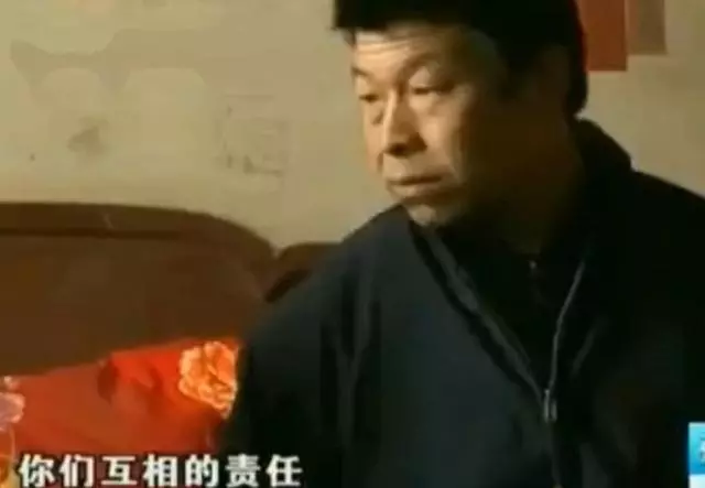 妻子和同村60歲老漢出軌,丈夫不計前嫌盼和好,丈夫:回家就好