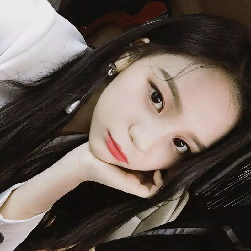 [GFRIEND][分享]181125 人間水蜜桃降臨下初雪的日子跟美女智更配