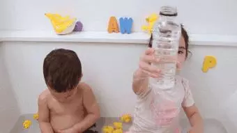 教育專家:孩子就要「髒」著養,太愛乾淨的父母,往往養不出聰明的孩子!