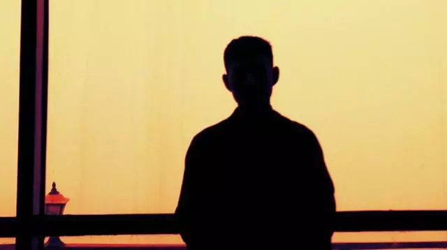 二婚後才發現自己不孕,質問前妻兒子的身世,知道真相後我氣昏