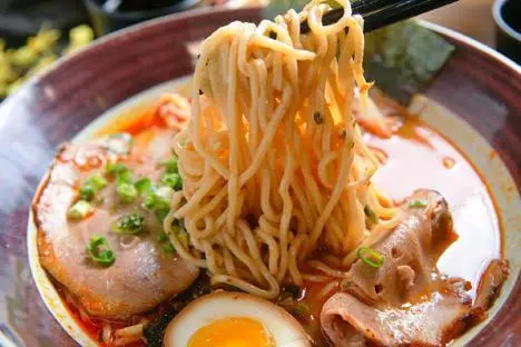 午餐吃錯血糖容易升高,糖尿病人吃飯記住3句話,血糖穩定不飆升