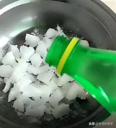 鞋子開膠了怎麼辦?別再傻傻用502粘,教你一招,比新買還牢固
