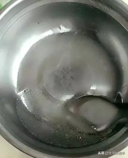鞋子開膠了怎麼辦?別再傻傻用502粘,教你一招,比新買還牢固
