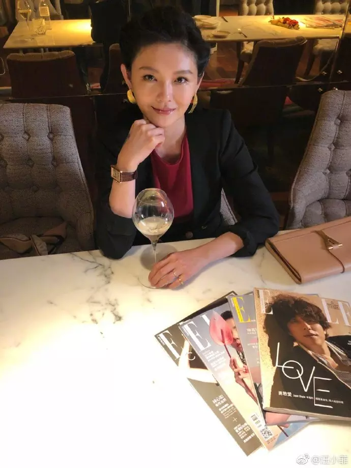 大S撞衫遭酸「身材顏值被同台女星碾壓」!汪小菲怒曬4照片「護妻不怕得罪人」網讚:最Man老公!