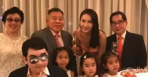 黎姿三個女兒,鍾麗緹三個女兒,邱淑貞三個女兒,差距一目了然