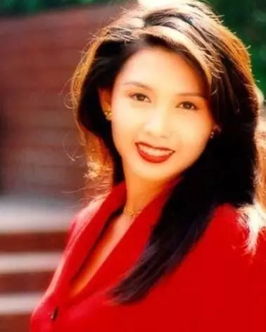 黎姿三個女兒,鍾麗緹三個女兒,邱淑貞三個女兒,差距一目了然