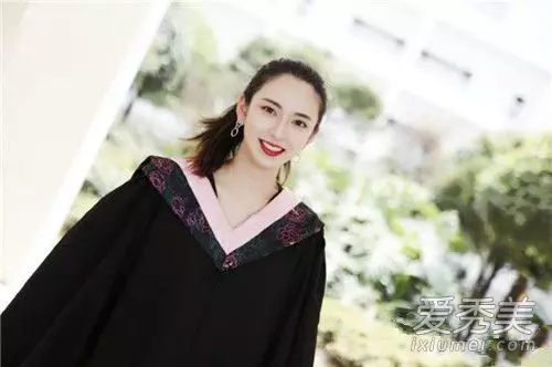 七舅腦爺女主角閔靜照片個人資料 閔靜和七舅是什麼關係