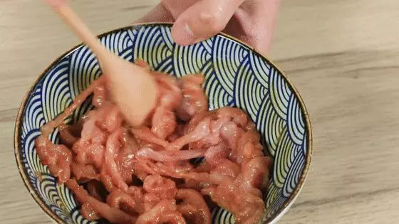 豆角最愛這麼吃,咸香帶辣,比吃肉更過癮!