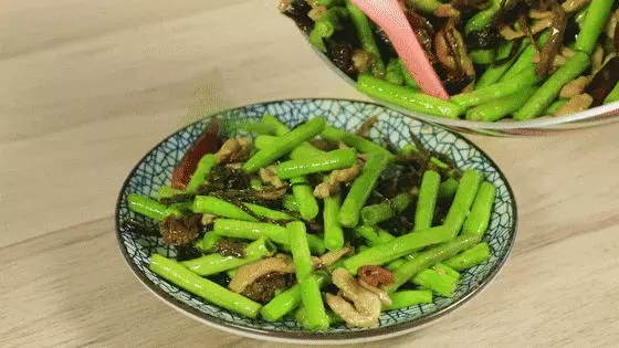 豆角最愛這麼吃,咸香帶辣,比吃肉更過癮!