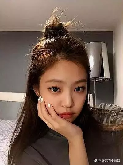 BLACKPINK智妮JENNIE力壓TWICE泰妍!五大原因分析!黑粉功不可沒