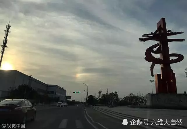 神奇天象奇觀,天空出現「三個太陽」,網友:聽過十個太陽齊出?