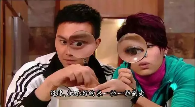 1999年兩位港姐郭羨妮和胡杏兒的故事:兩個女孩,一個靚一個不靚