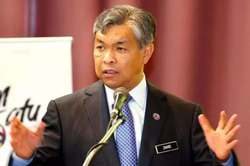 阿末扎希居然。。。吁各大宗教相互尊重?