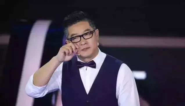臺灣心理學家:每一個脾氣暴躁的媽媽背後,都有一個「缺位」的爸爸!