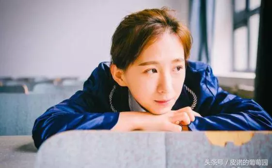 「媽,您帶自己親孫子還要開工資?」「當然,我又享不到他的福」