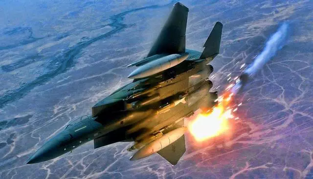 不顧俄警告,恐怖分子向敘境內發射化學武器,俄軍機開始猛烈轟炸