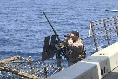 伊朗仿製中國兩枚反艦飛彈,成功擊沉敵軍2000噸戰艦,美不給出售