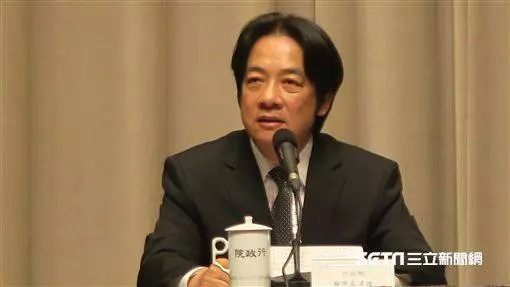 呂秀蓮 開炮!:總統要清君側