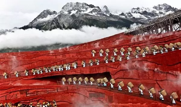 曾看過大海與沙漠的交界處嗎?不妨看看這20張超不可思議的大自然奇景!