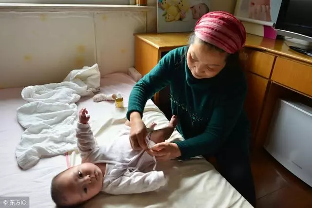 生完孩子後老公經常親自下廚,我不放心去看看,之後我提出離婚!