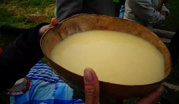 口渴已是過度缺水?喝這種水補水最有效