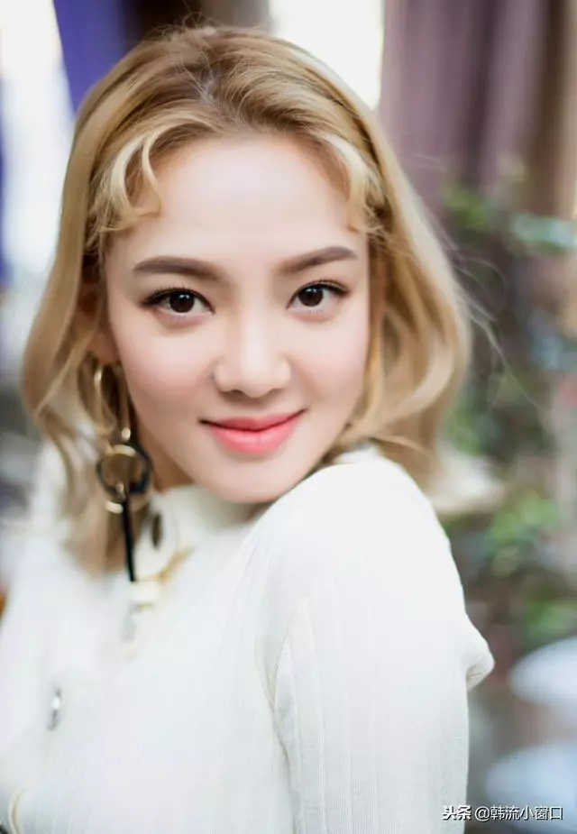 孝淵對Jennie,起范Key對WINNER閔浩MINO,為何SM和YG總針鋒相對