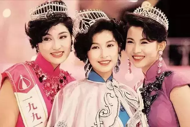 1999年兩位港姐郭羨妮和胡杏兒的故事:兩個女孩,一個靚一個不靚