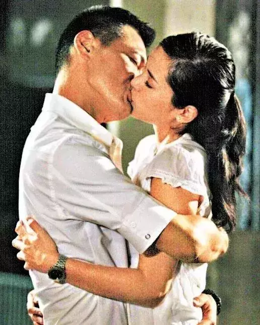 1999年兩位港姐郭羨妮和胡杏兒的故事:兩個女孩,一個靚一個不靚