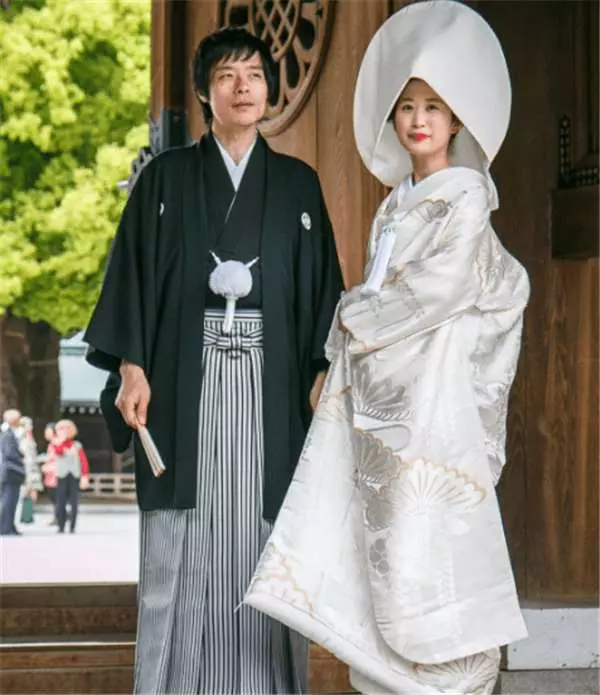 19個世界各地傳統的結婚服飾,忽然覺得自己結婚穿白紗簡直遜斃了!
