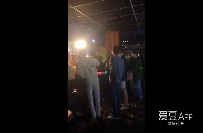 [EXO][新聞]181128 EXO抵達夏威夷第一件事，齊聚一堂為燦烈開慶生趴