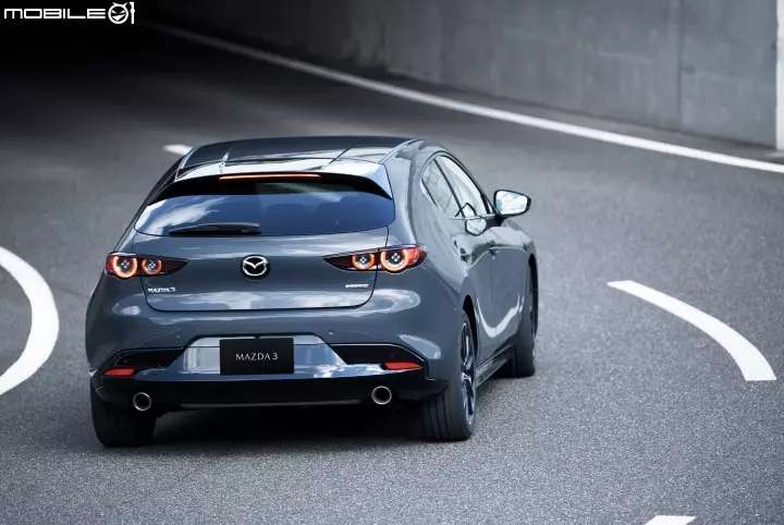 【海外情報】全新大改款Mazda 3 首批正式樣貌照片曝光!
