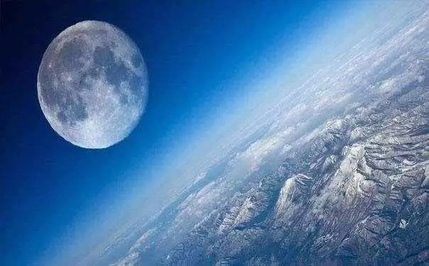 科學家在月球發現一樣東西,人類有望移民月球了