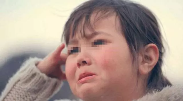 老公住院,聽5歲女兒深夜說的話,俺如遭雷擊,把她趕出門口